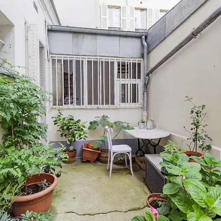 Apartment Great And Sublime Near The Sacred Heart